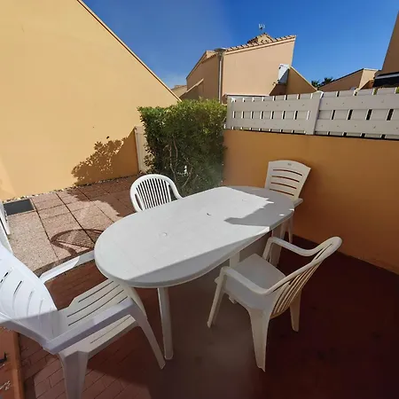 T2 Calme Avec Parking, Proche Pour 4 Personnes - Fr-1-607-216 Appartement *