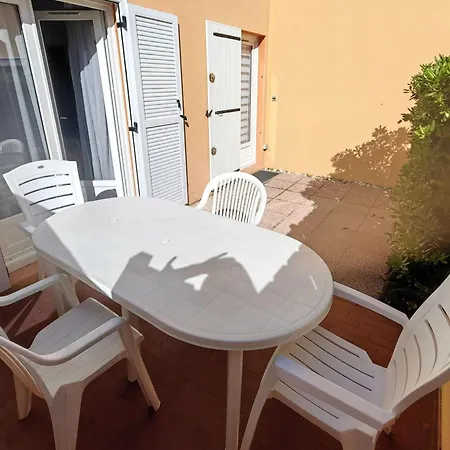 T2 Calme Avec Parking, Proche Pour 4 Personnes - Fr-1-607-216 Daire *