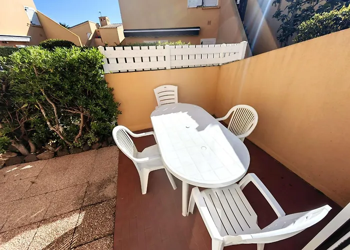 T2 Calme Avec Parking, Proche Pour 4 Personnes - Fr-1-607-216 Appartement