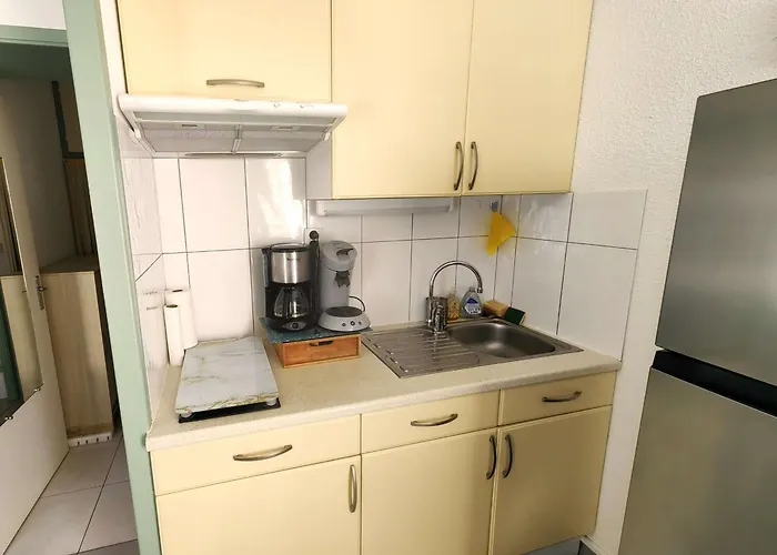 Appartement T2 Calme Avec Parking, Proche Pour 4 Personnes - Fr-1-607-216 Agde